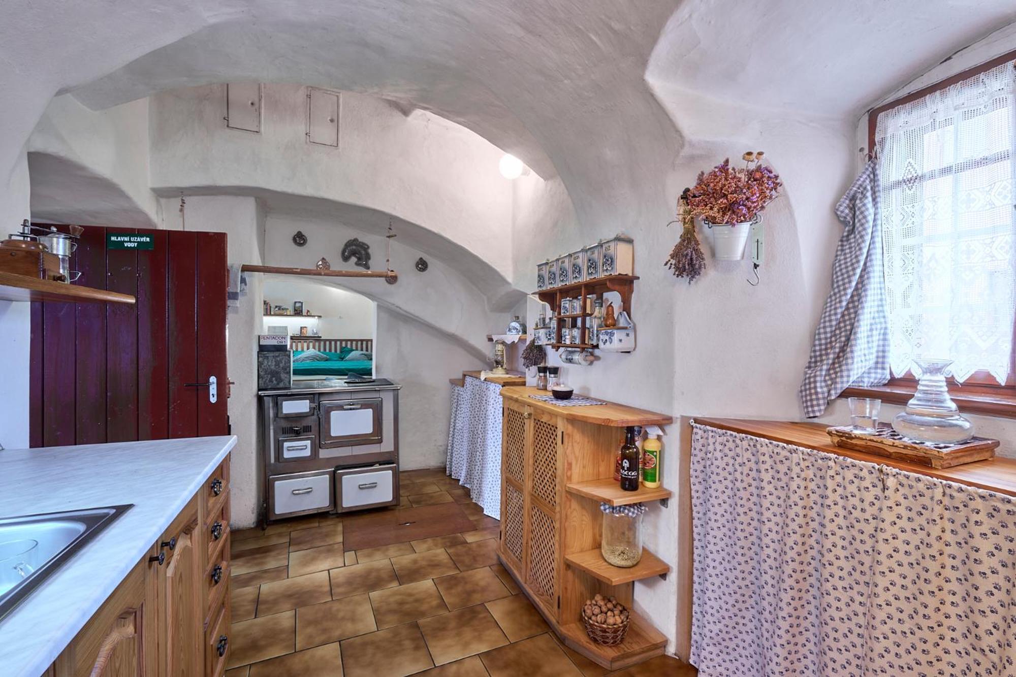 V Jesenicke Tovarne Apartment