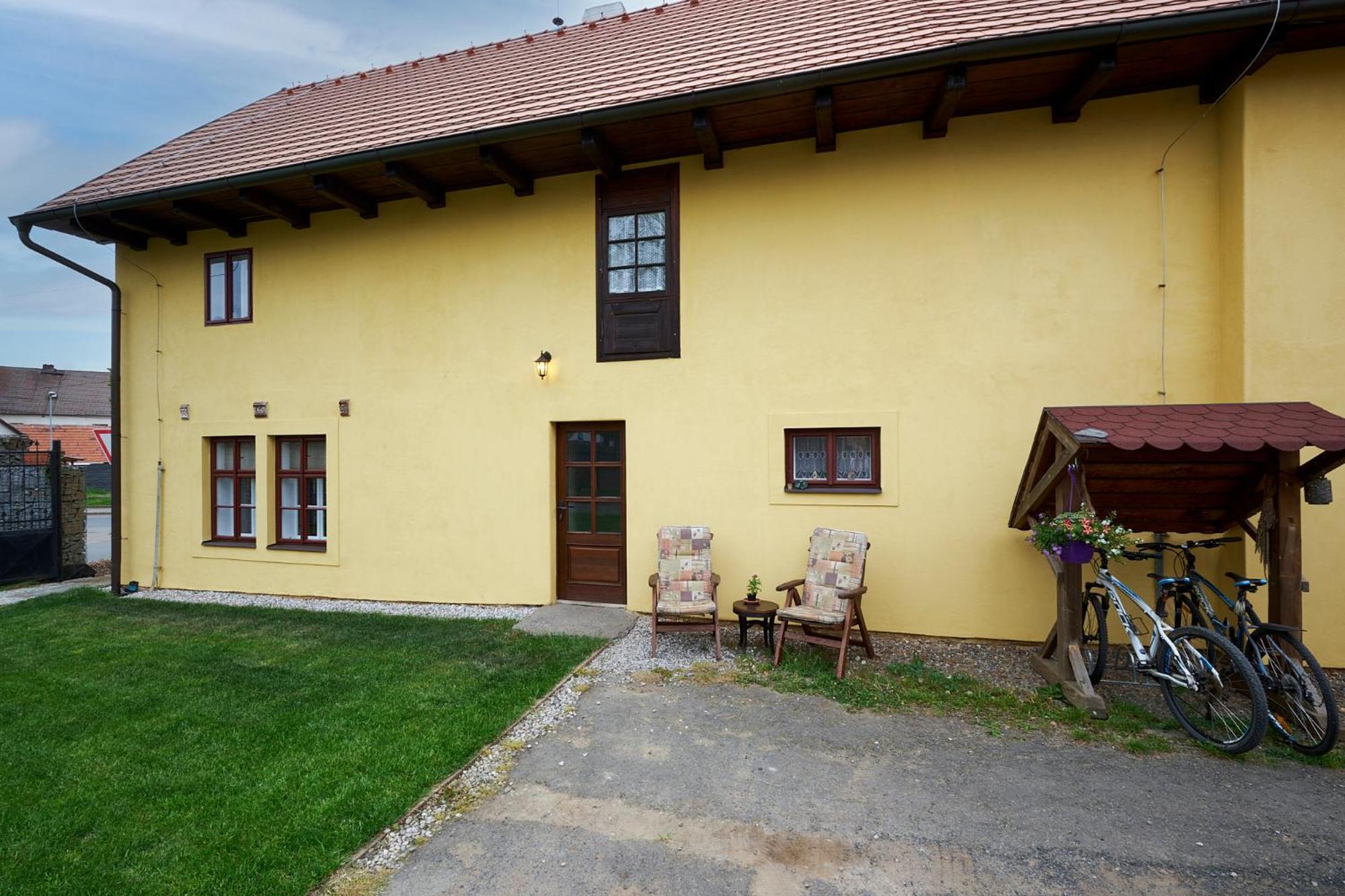 Apartment V Jesenicke Tovarne Rakovnik